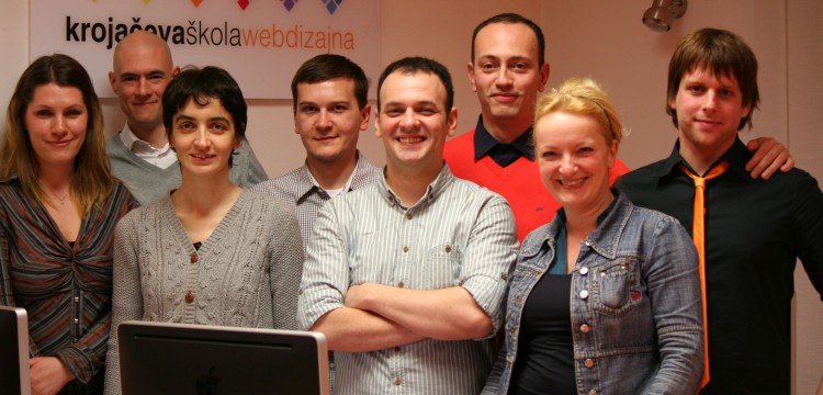 Grupna slika Web 16